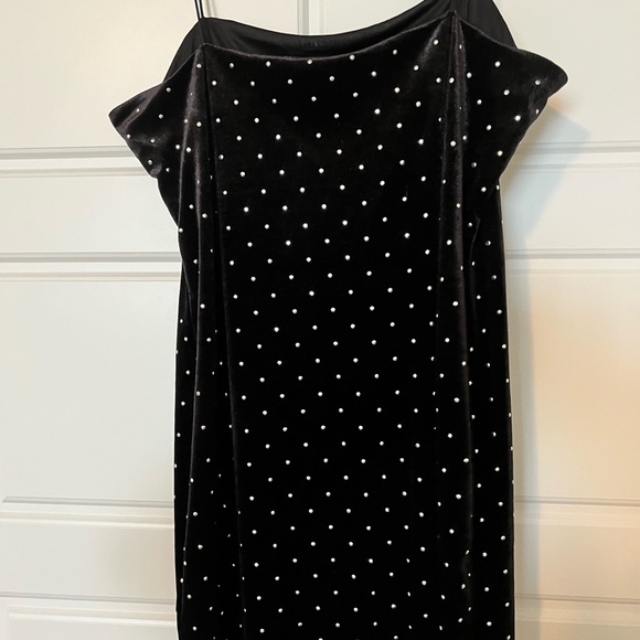 H&M dress - Picture 3 of 3